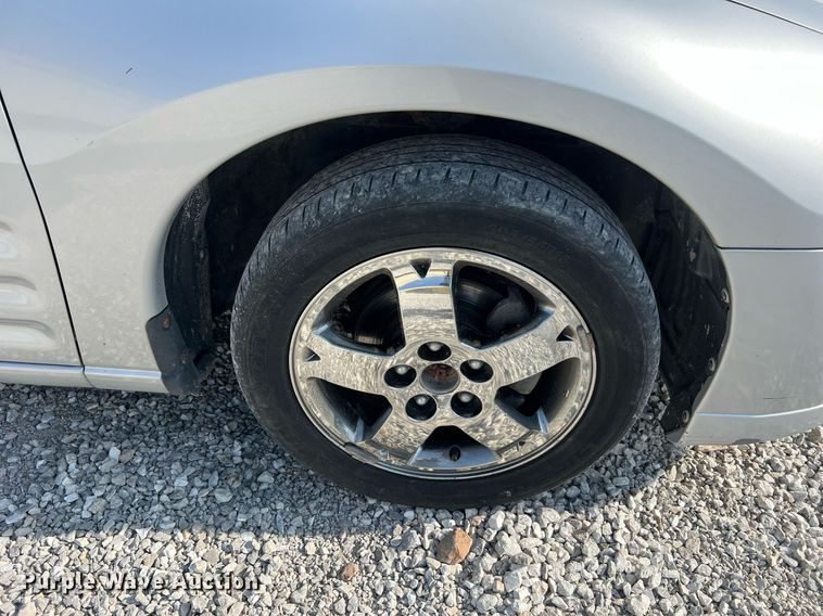 image for item DO2197 2005 Mitsubishi Eclipse  convertible