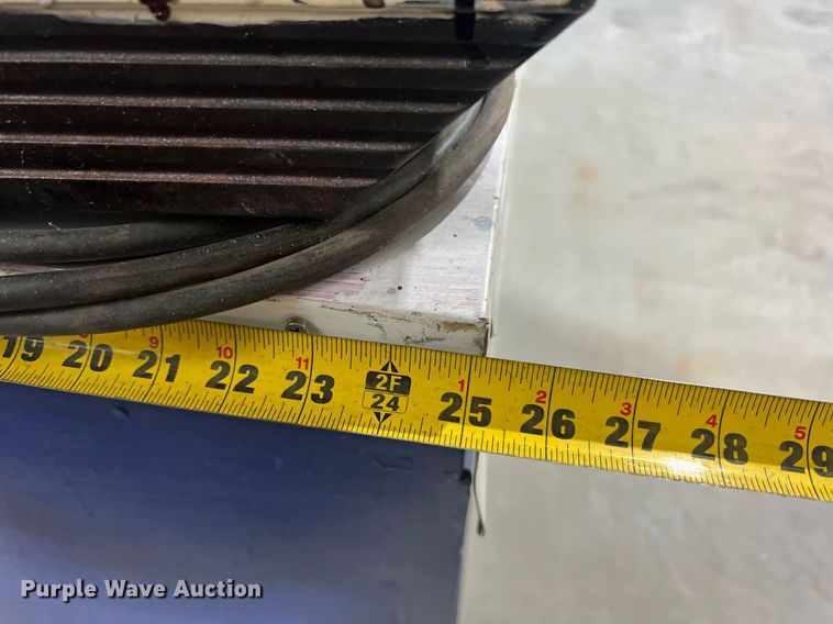 image for item DO2198 Automotive paint supplies