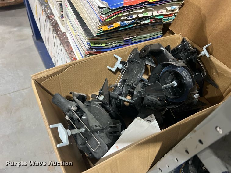 image for item DO2198 Automotive paint supplies