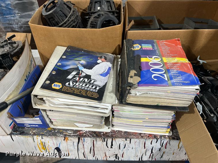 image for item DO2198 Automotive paint supplies