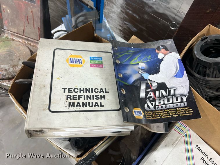 image for item DO2198 Automotive paint supplies