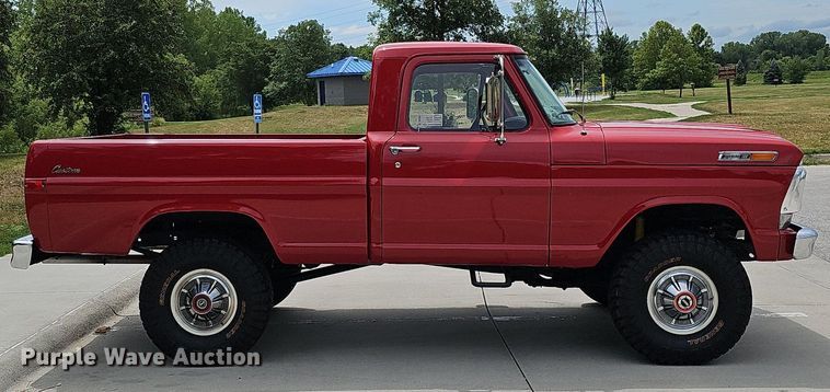 image for item DO2857 1968 Ford F100 Custom  pickup truck