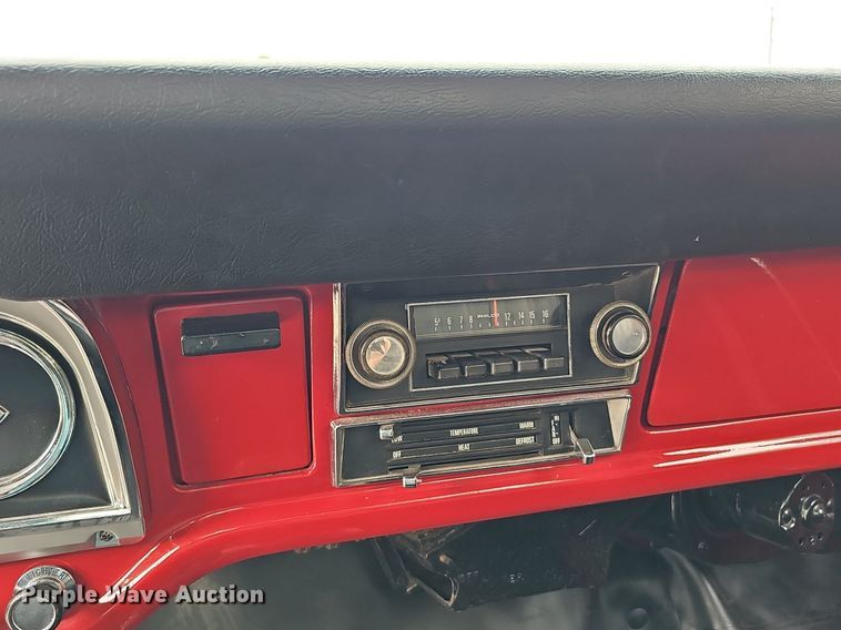 image for item DO2857 1968 Ford F100 Custom  pickup truck