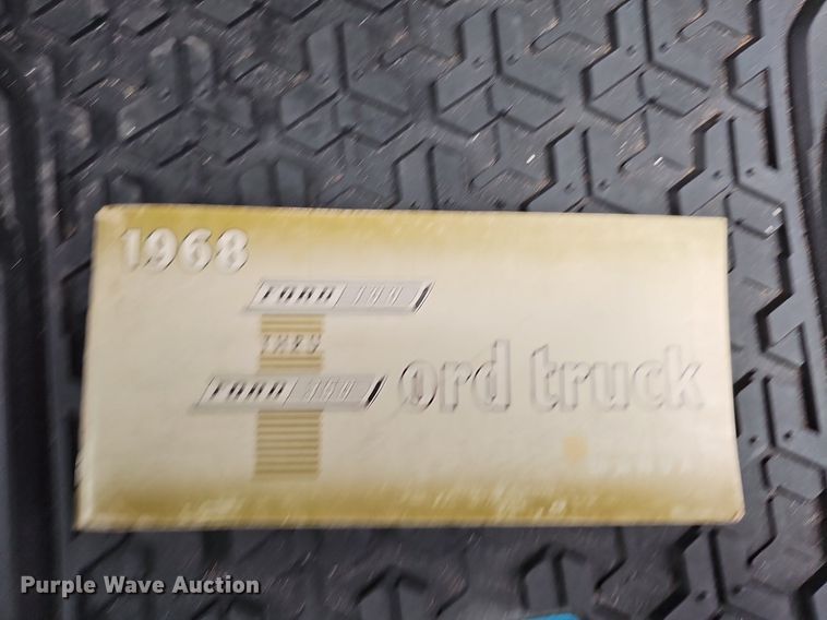 image for item DO2857 1968 Ford F100 Custom  pickup truck