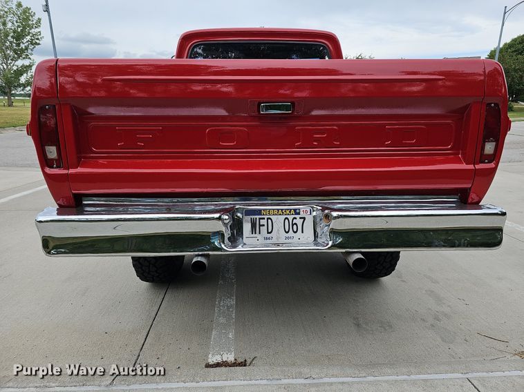 image for item DO2857 1968 Ford F100 Custom  pickup truck