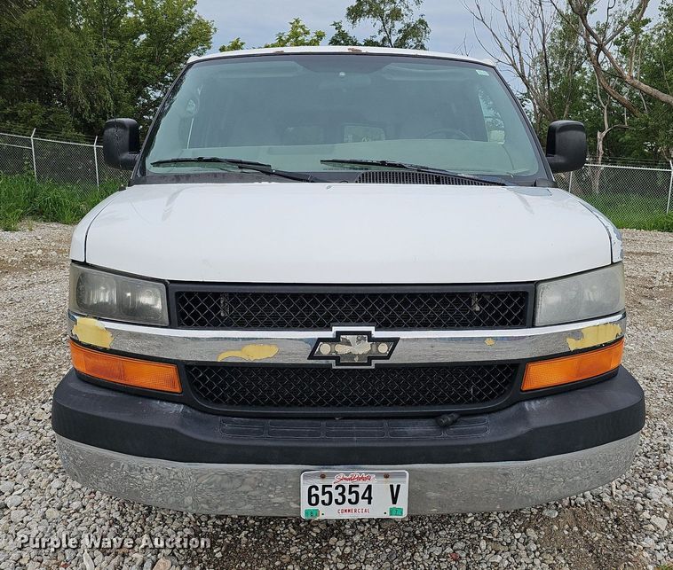 image for item DO2882 2007 Chevrolet Express 3500  van