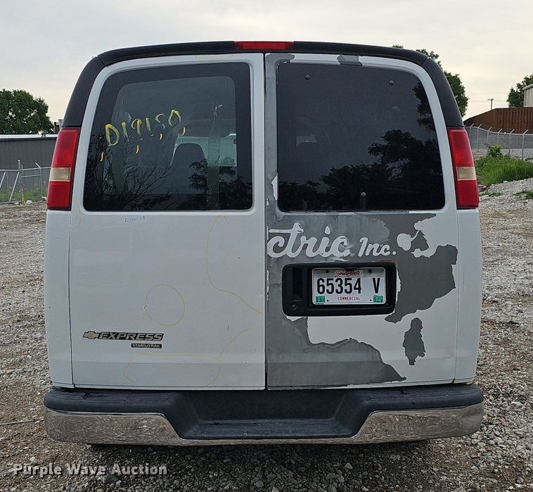 image for item DO2882 2007 Chevrolet Express 3500  van