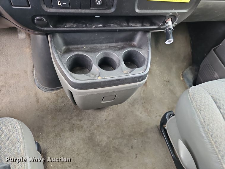 image for item DO2882 2007 Chevrolet Express 3500  van