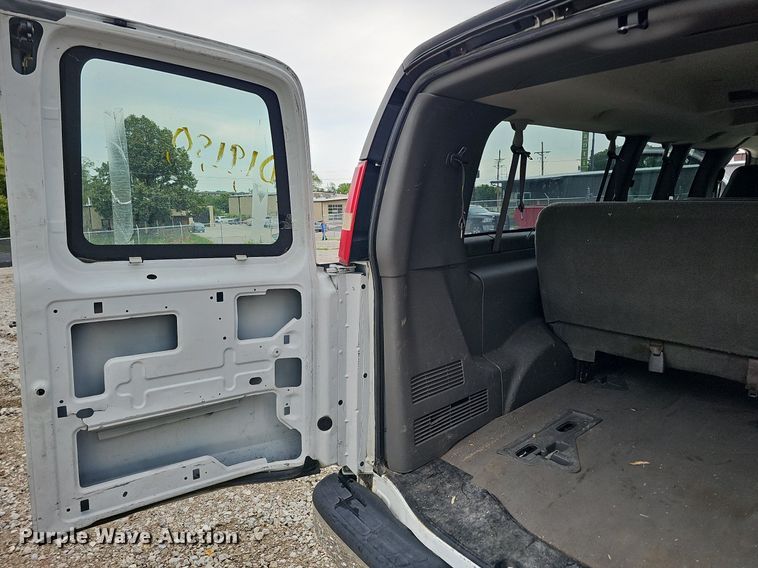 image for item DO2882 2007 Chevrolet Express 3500  van