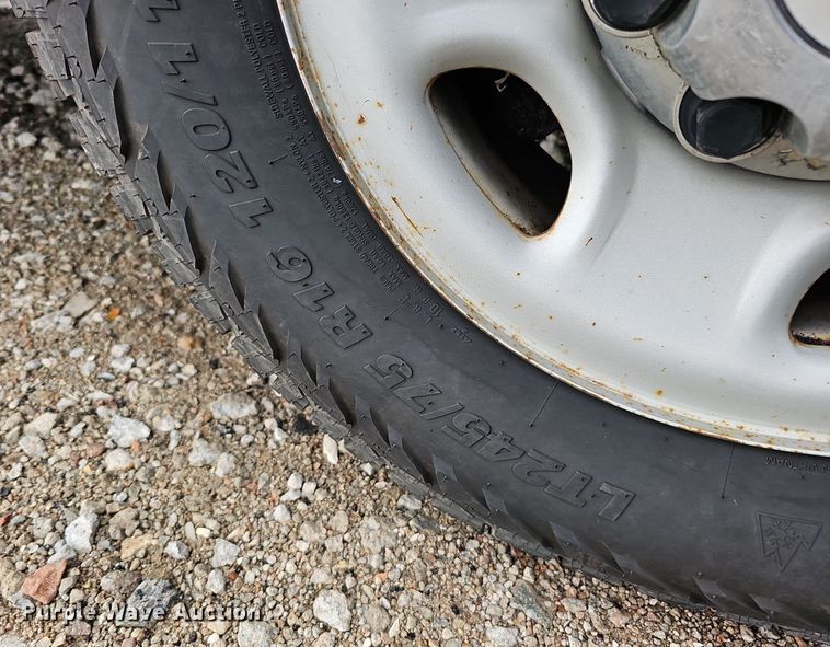 image for item DO2882 2007 Chevrolet Express 3500  van