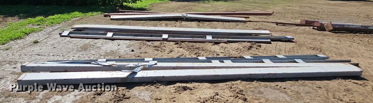 image for item DO2886 Building materials