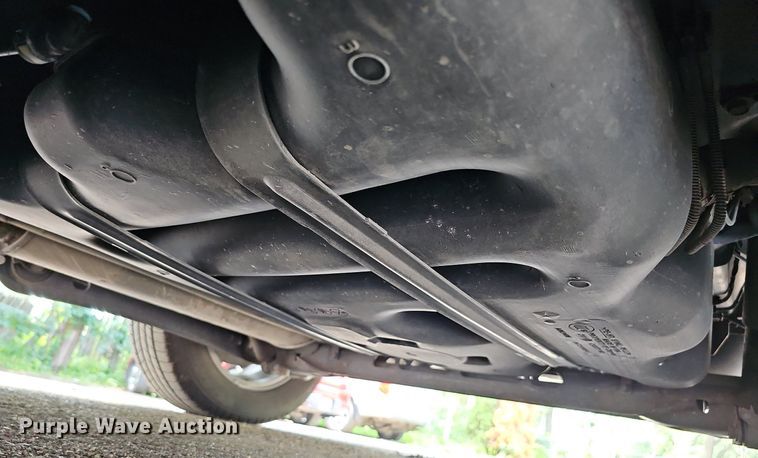 image for item DO2912 2016 Chrysler Town & Country  van