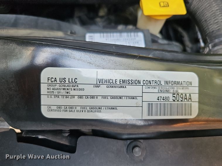 image for item DO2912 2016 Chrysler Town & Country  van