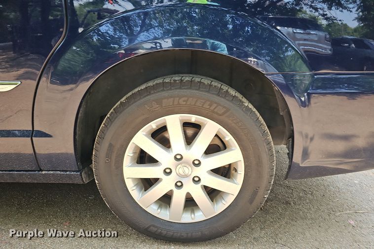 image for item DO2912 2016 Chrysler Town & Country  van