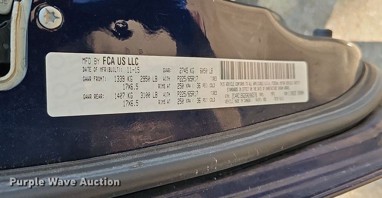 image for item DO2912 2016 Chrysler Town & Country  van