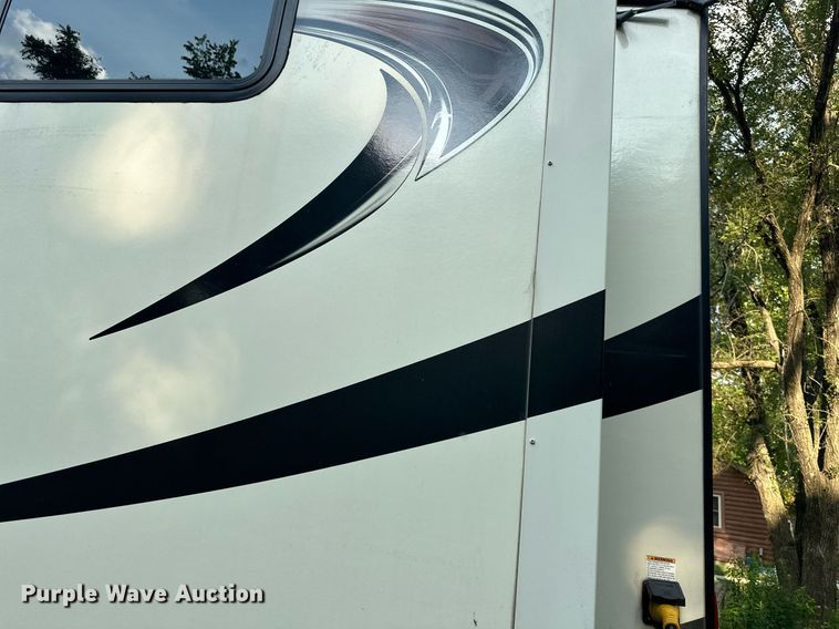 image for item DO5105 2017 Keystone Sprinter  camper