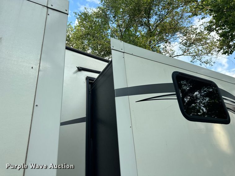 image for item DO5105 2017 Keystone Sprinter  camper