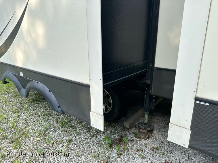 image for item DO5105 2017 Keystone Sprinter  camper