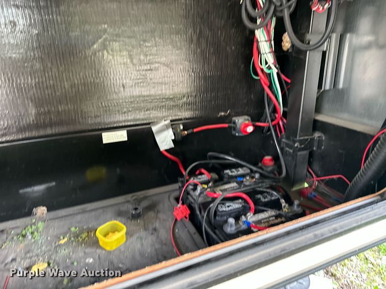 image for item DO5105 2017 Keystone Sprinter  camper