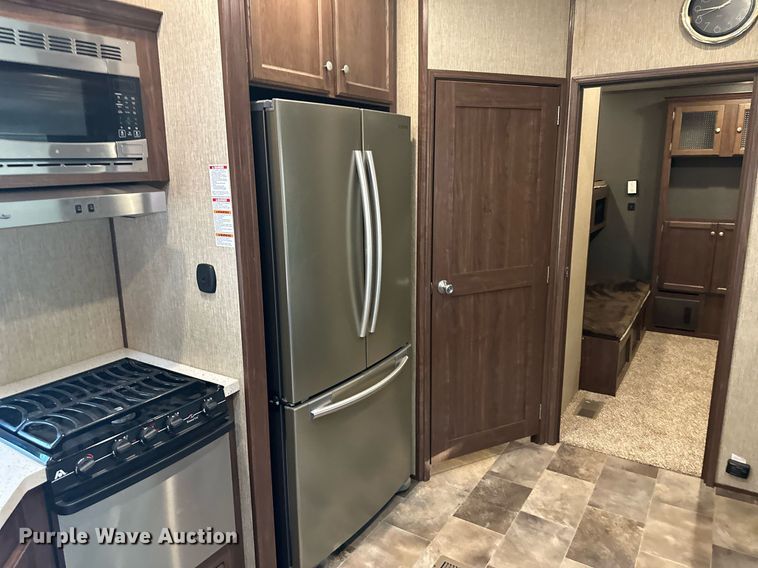 image for item DO5105 2017 Keystone Sprinter  camper