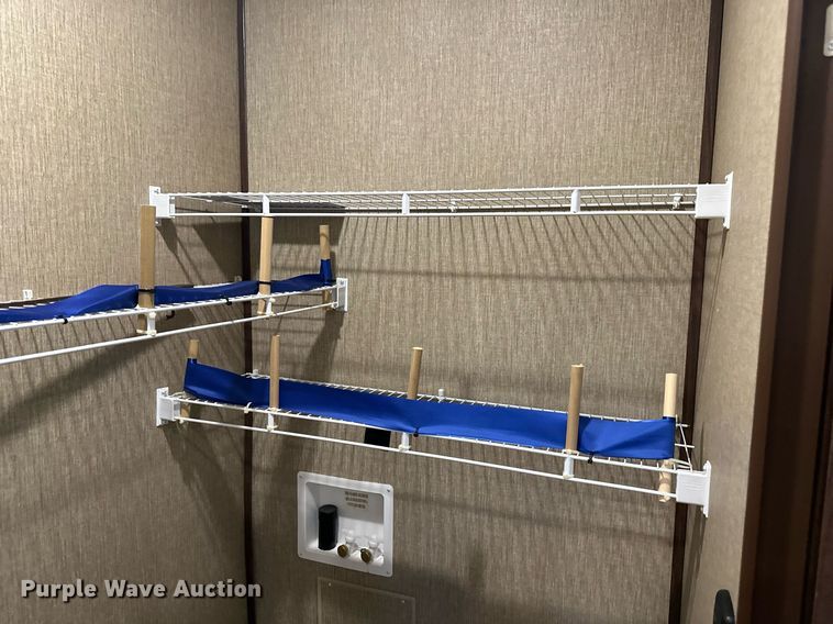 image for item DO5105 2017 Keystone Sprinter  camper