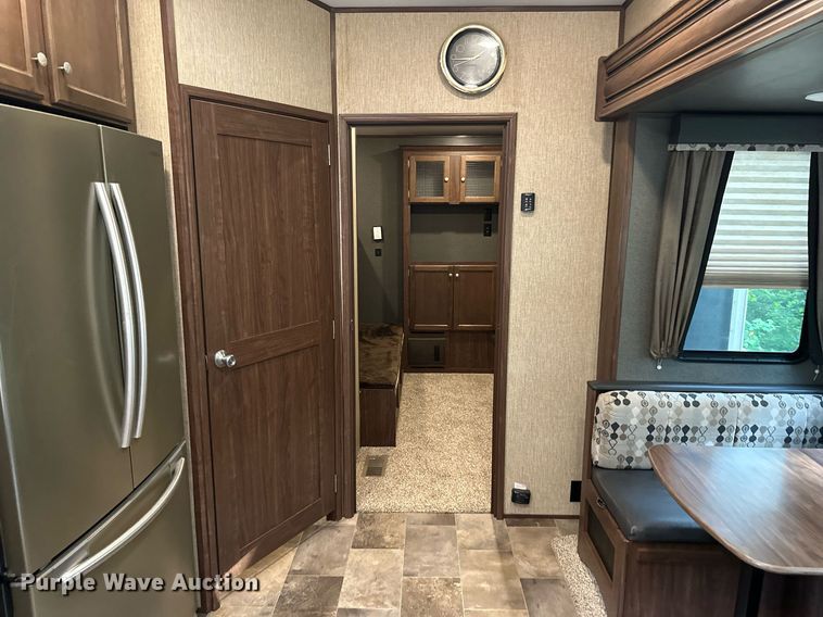 image for item DO5105 2017 Keystone Sprinter  camper