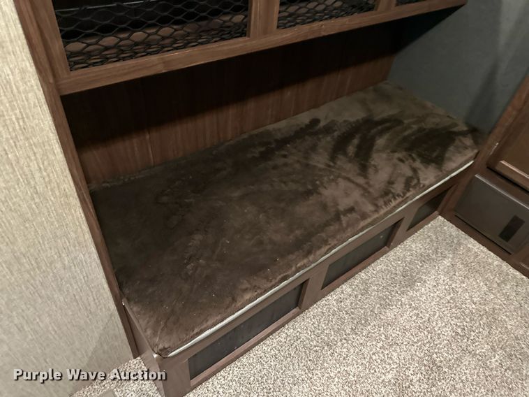 image for item DO5105 2017 Keystone Sprinter  camper