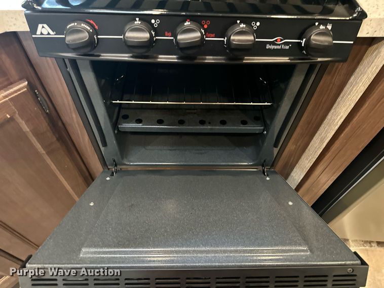 image for item DO5105 2017 Keystone Sprinter  camper