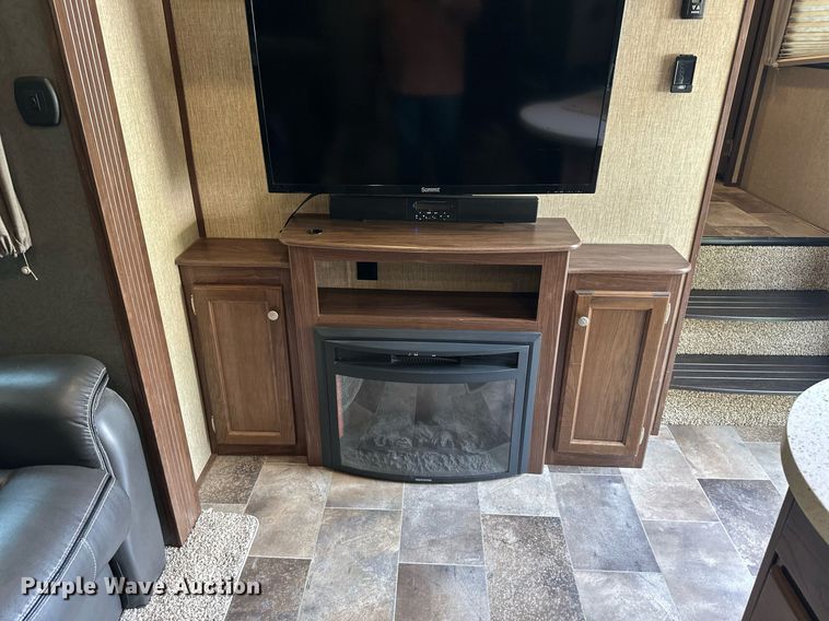 image for item DO5105 2017 Keystone Sprinter  camper