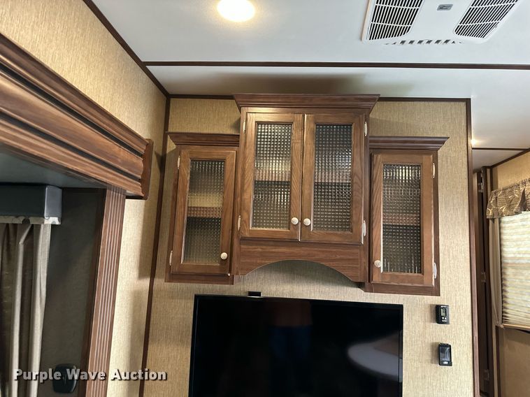 image for item DO5105 2017 Keystone Sprinter  camper