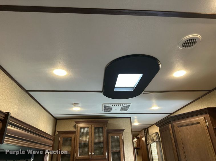 image for item DO5105 2017 Keystone Sprinter  camper