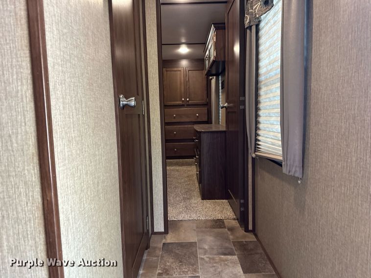 image for item DO5105 2017 Keystone Sprinter  camper