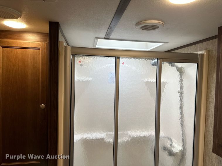 image for item DO5105 2017 Keystone Sprinter  camper