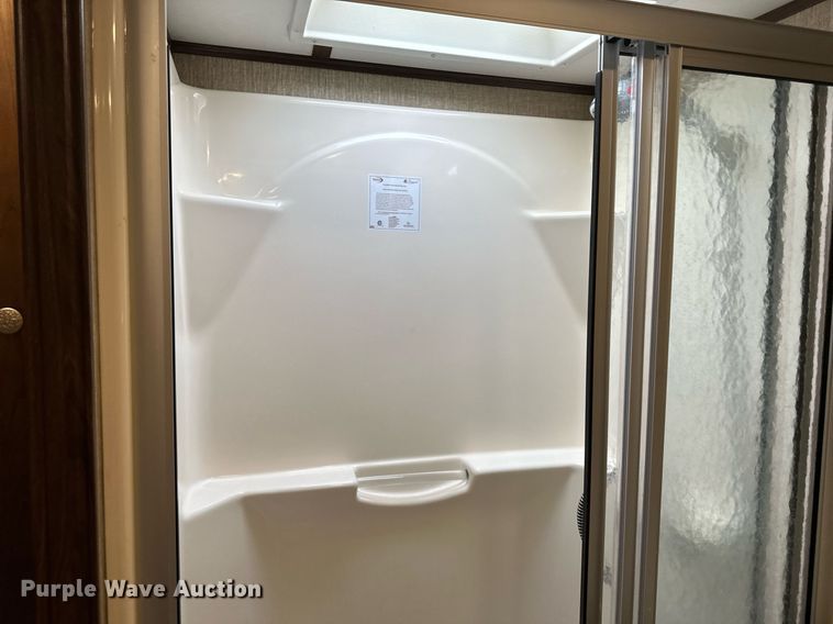 image for item DO5105 2017 Keystone Sprinter  camper