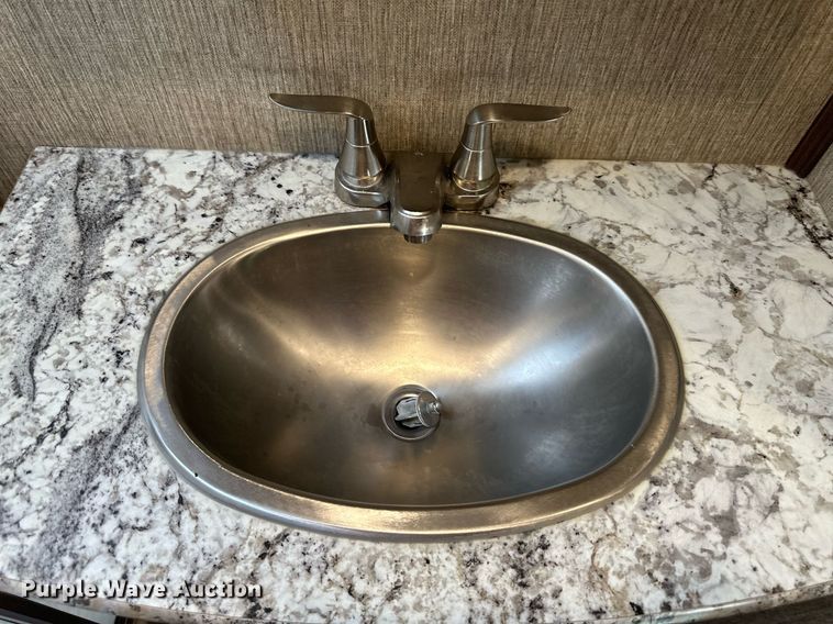 image for item DO5105 2017 Keystone Sprinter  camper