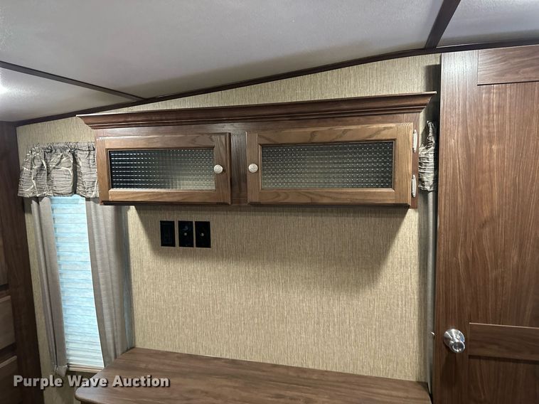 image for item DO5105 2017 Keystone Sprinter  camper