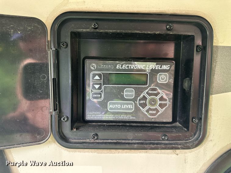 image for item DO5105 2017 Keystone Sprinter  camper