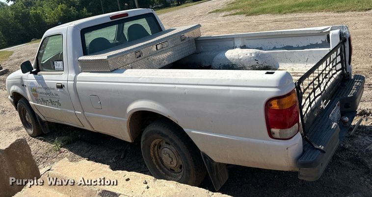 image for item DO5107 1999 Ford Ranger  pickup truck