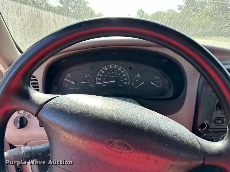 image for item DO5107 1999 Ford Ranger  pickup truck