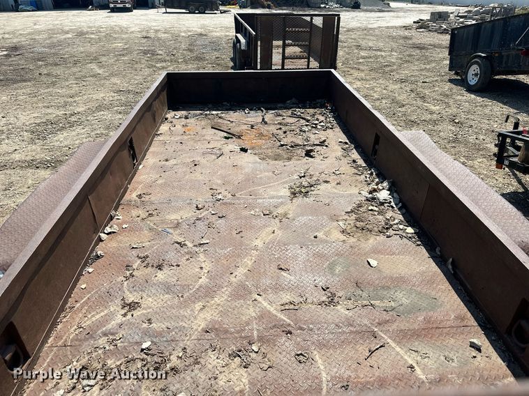 image for item DO5108 2003 L&L BF16  utility trailer