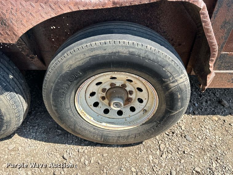 image for item DO5108 2003 L&L BF16  utility trailer