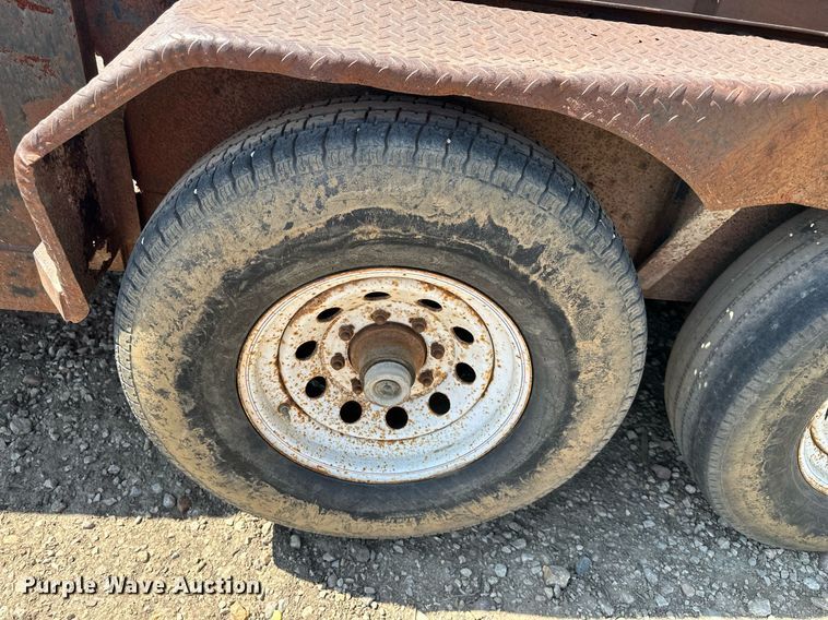 image for item DO5108 2003 L&L BF16  utility trailer