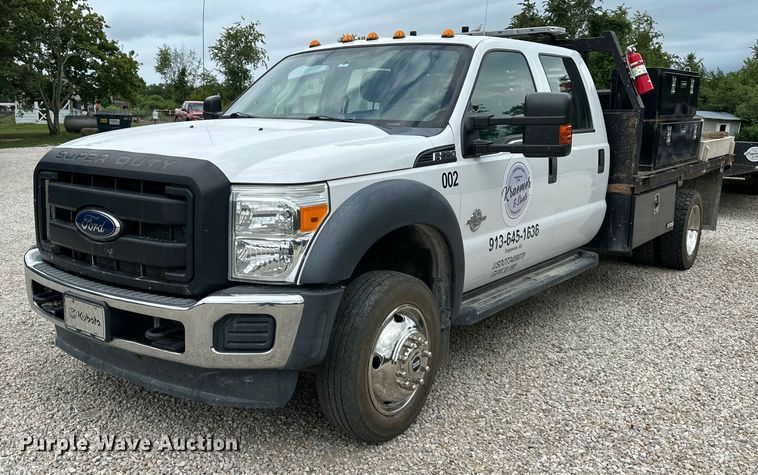 image for item DO5169 2015 Ford F550 Super Duty XL  Crew Cab flatbed truck