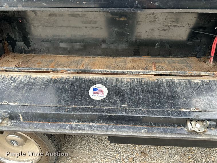 image for item DO5169 2015 Ford F550 Super Duty XL  Crew Cab flatbed truck