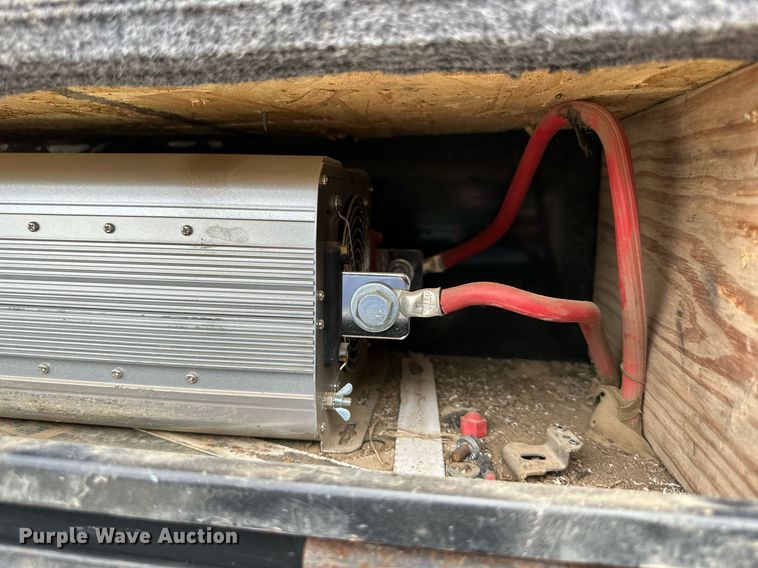 image for item DO5169 2015 Ford F550 Super Duty XL  Crew Cab flatbed truck