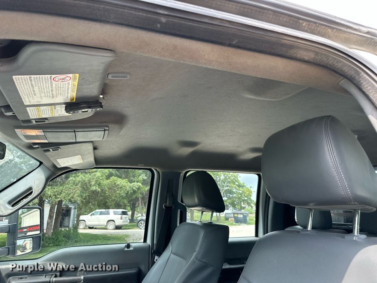 image for item DO5169 2015 Ford F550 Super Duty XL  Crew Cab flatbed truck