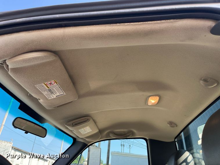 image for item DP0526 2007 Chevrolet Silverado 3500HD  flatbed pickup truck