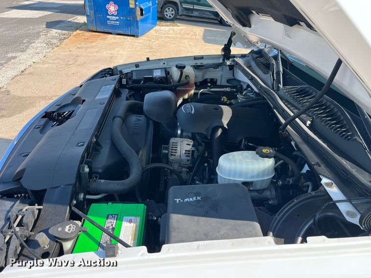 image for item DP0526 2007 Chevrolet Silverado 3500HD  flatbed pickup truck