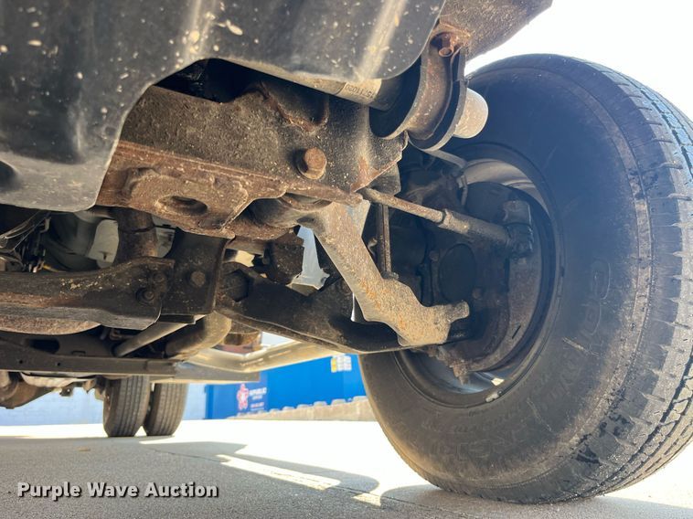 image for item DP0526 2007 Chevrolet Silverado 3500HD  flatbed pickup truck