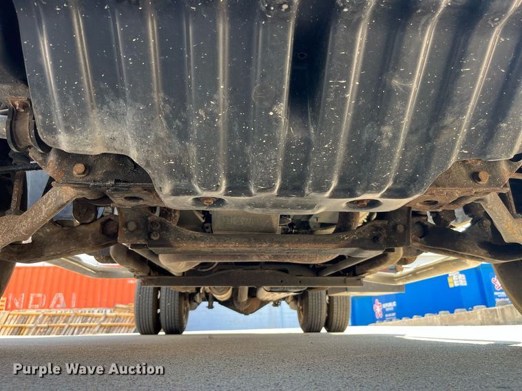 image for item DP0526 2007 Chevrolet Silverado 3500HD  flatbed pickup truck